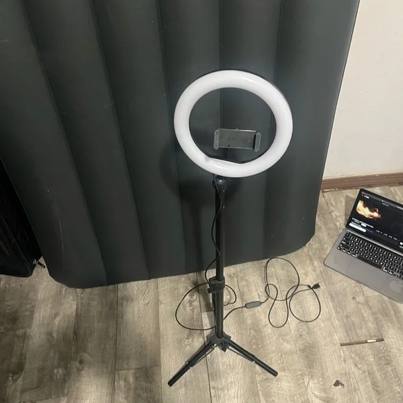 Extendable Ring Light - Picture 3 of 4